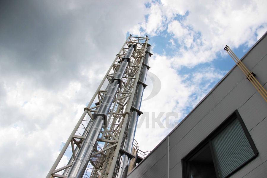 Крепление дымохода